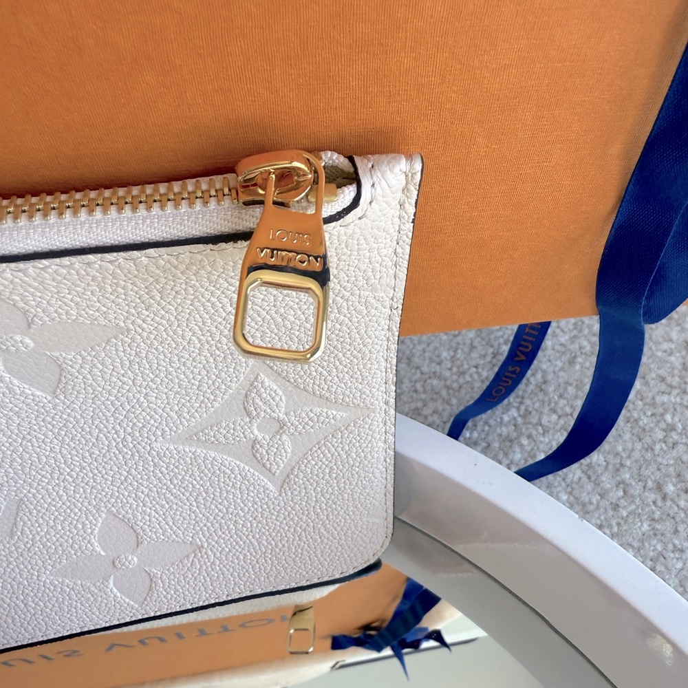 BRAND NEW Louis Vuitton Neverfull MM Monogram Empreinte Cream Leather Tote Bag - Picture 8 of 16